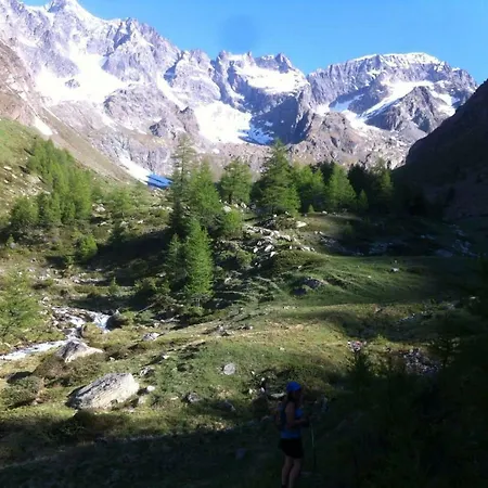 Luseney מלון דירות Bionaz